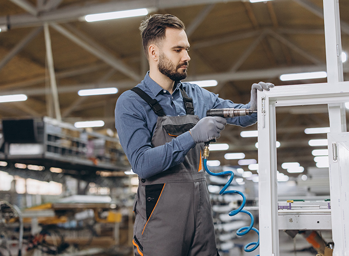 Quick self locking pneumatic fittings connecting air tools for factory workers